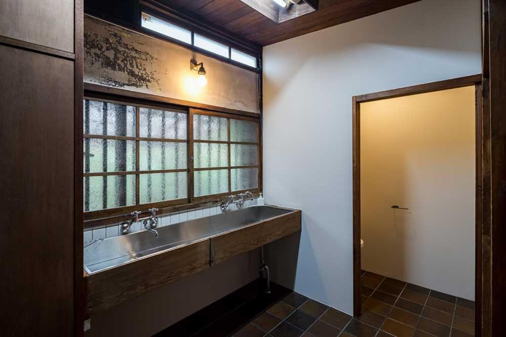 平野邸 Hayama Hotel Екстериор снимка