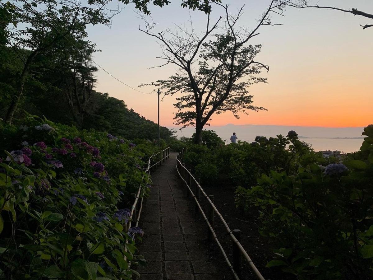 平野邸 Hayama Hotel Екстериор снимка